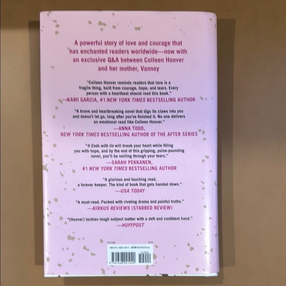 ‘It Ends With Us’ - Hardcover Book by Colleen Hoover - Picture 3 of 6